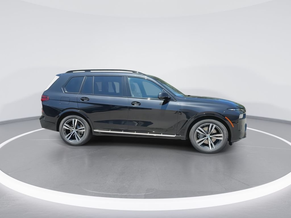 Used 2027 Black BMW xDrive40i image 9