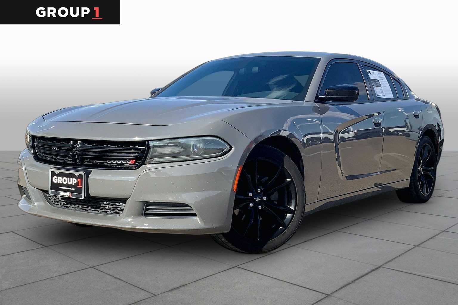 2018 Dodge Charger SXT's photo