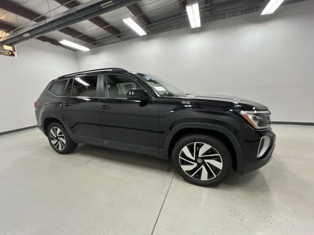 2024 Volkswagen Atlas SE w/Tech - Photo 9