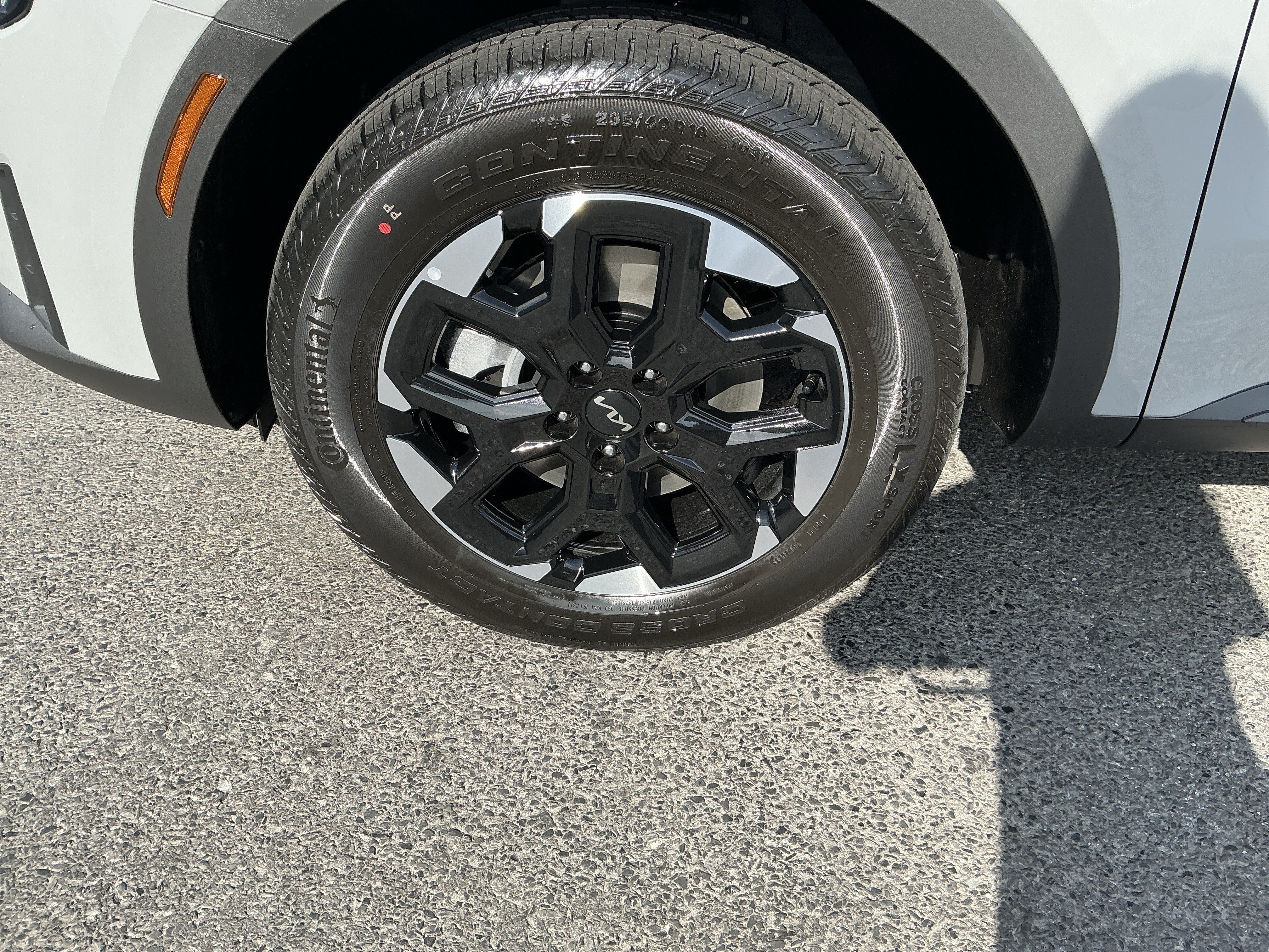 New 2026 Wolf Gray Kia S image 9