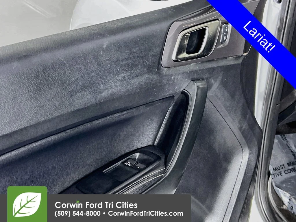 Used 2019 Ingot Silver Ford Lariat image 12