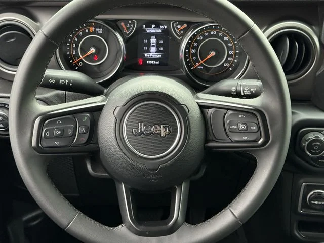 Used 2023 Black Jeep Sport S image 9
