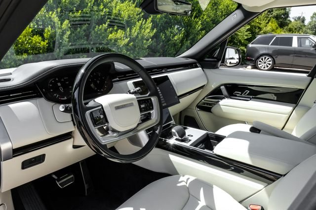 2026 Land Rover Range Rover 3