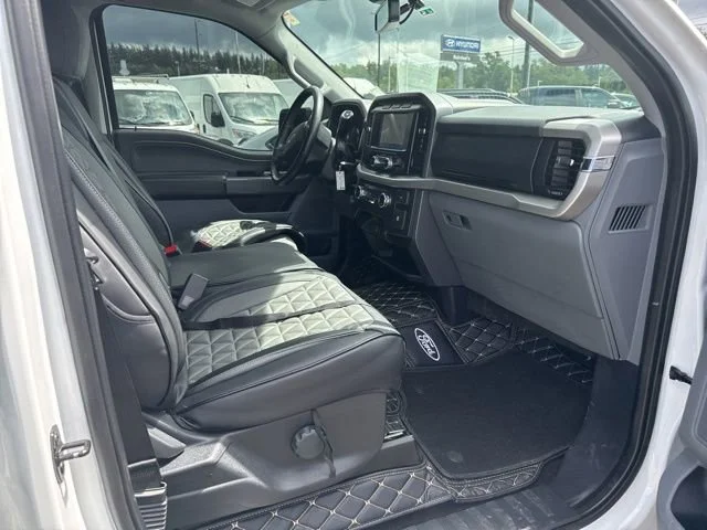 Used 2021 Oxford White Ford XLT image 8