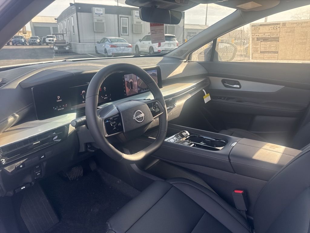 New 2026 Everest White Pearl TriCoat Nissan SL image 10