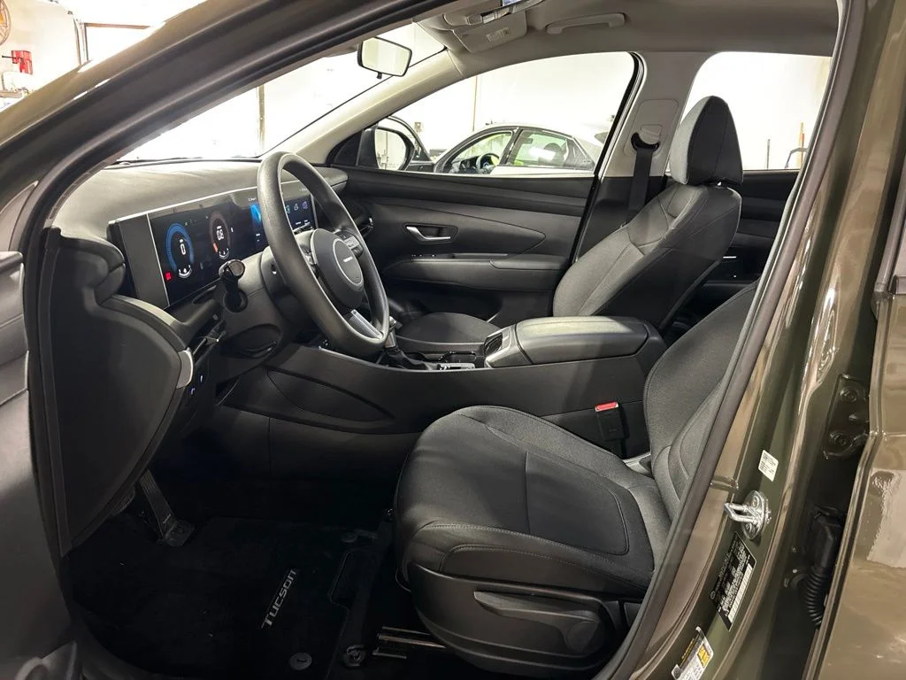Certified Used 2026 Green Hyundai SE image 28