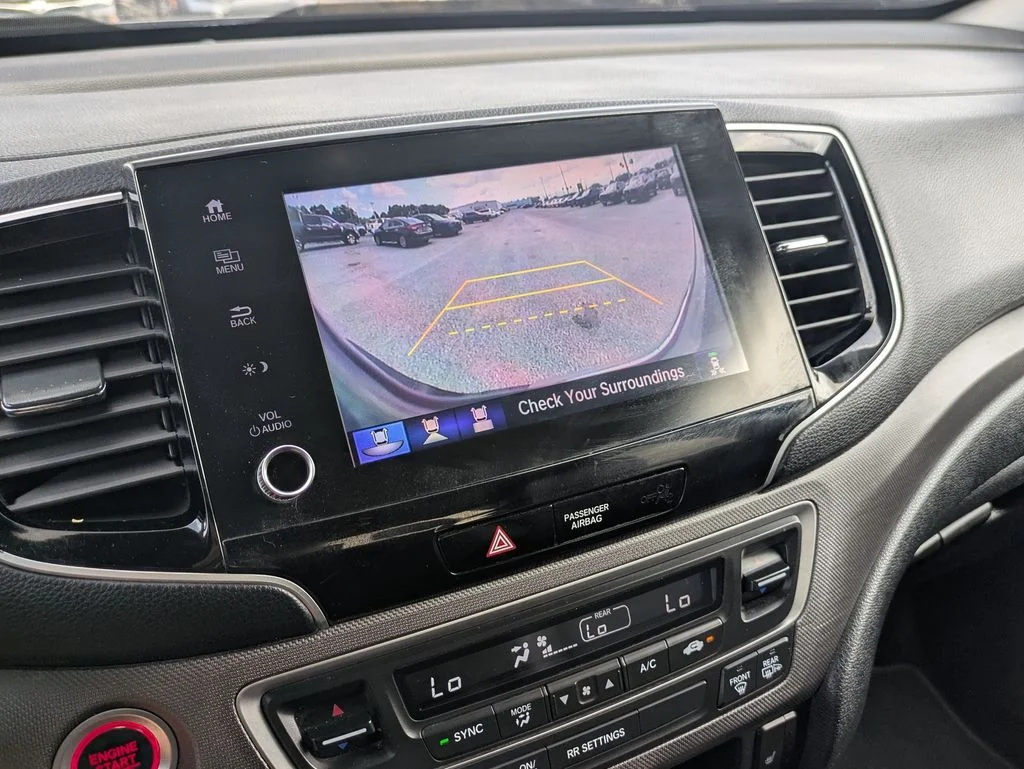 Used 2023 Black Honda RTL image 18