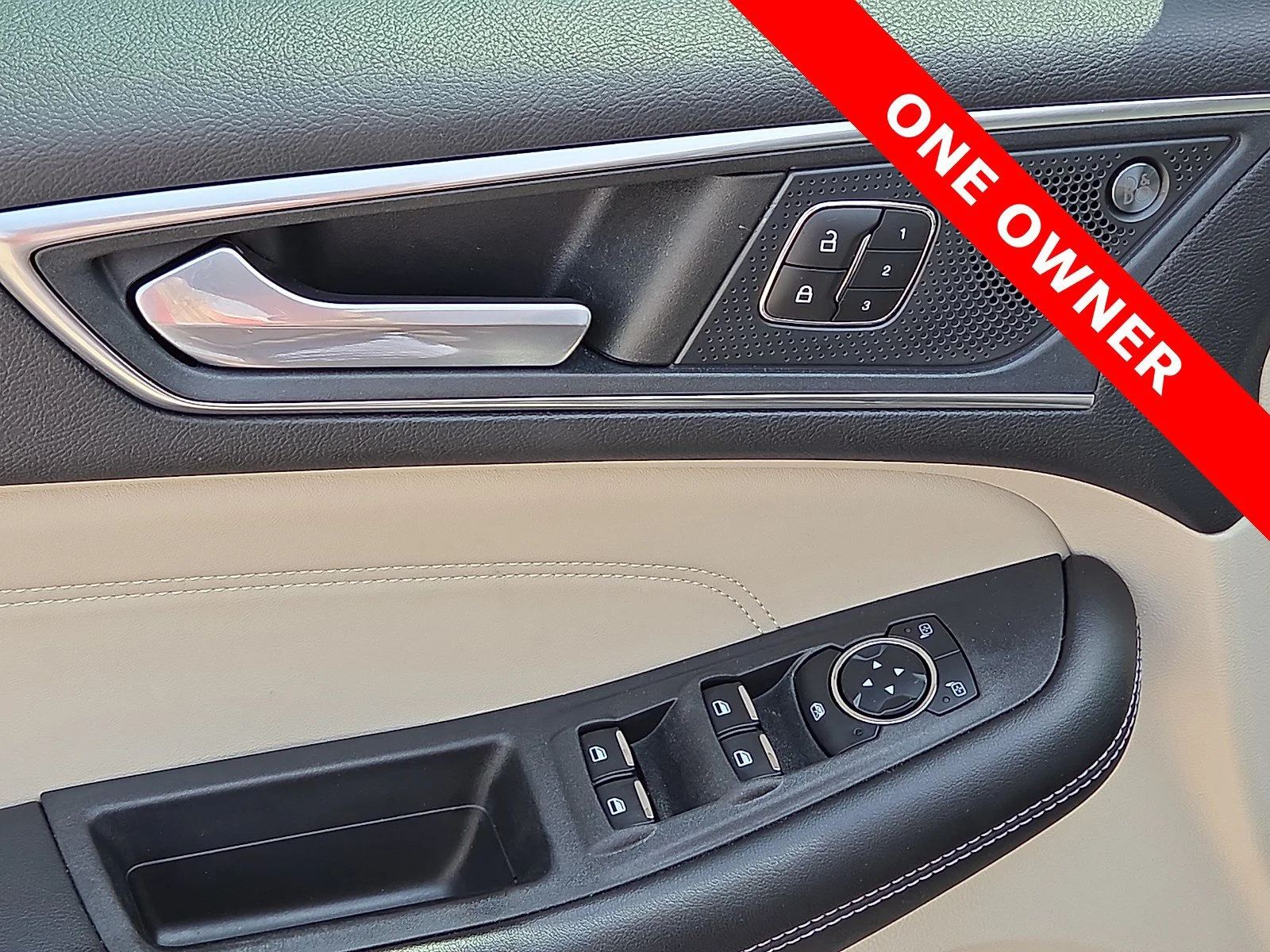 2023 Ford Edge Titanium - Photo 13
