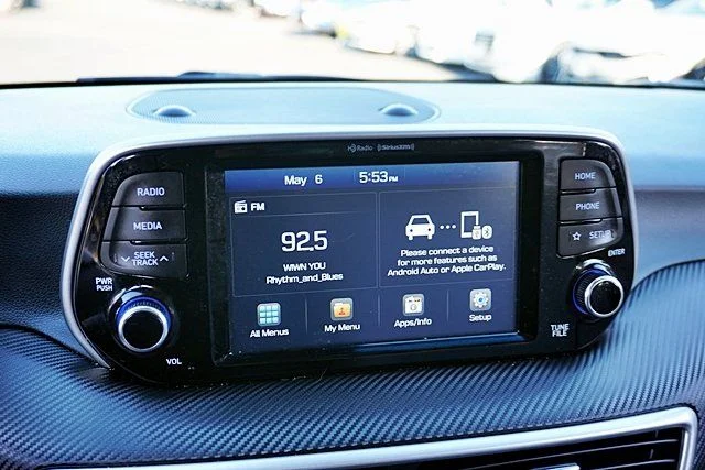 Used 2019 White Hyundai Value image 23