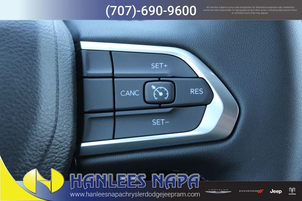 Used 2026 White Jeep Latitude image 29