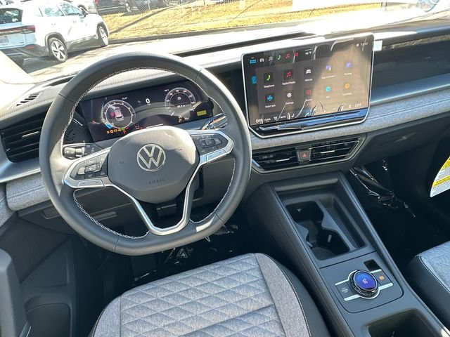 New 2026 Black Volkswagen 2.0T S image 28