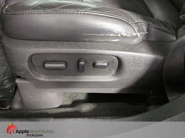 Used 2014 Black Ford XLT image 15