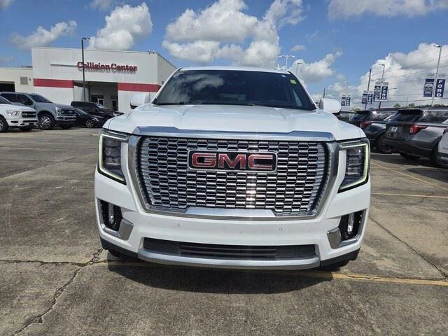 Used 2024 Summit White GMC Denali image 8