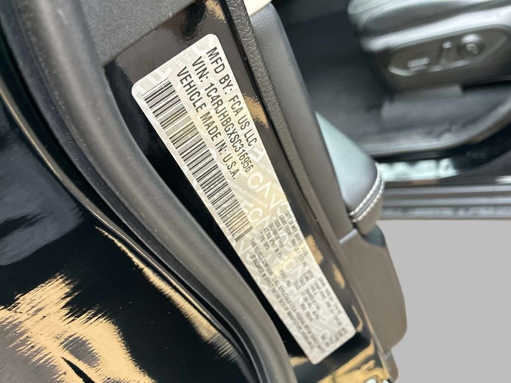 Used 2025 Black Jeep Limited image 23