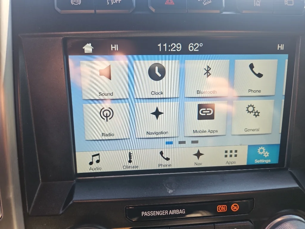 Used 2017 Shadow Black Ford Platinum image 27