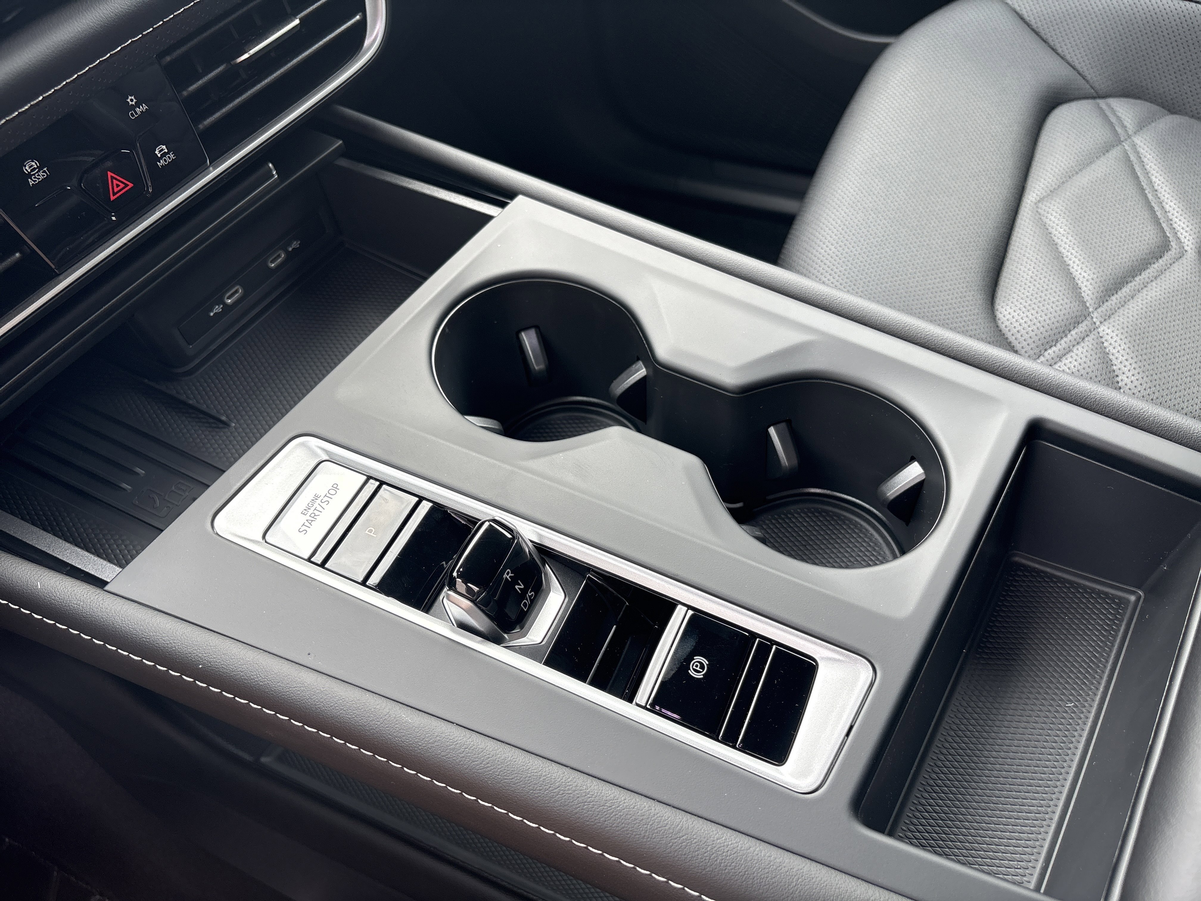 2026 Volkswagen Atlas SE - Photo 21