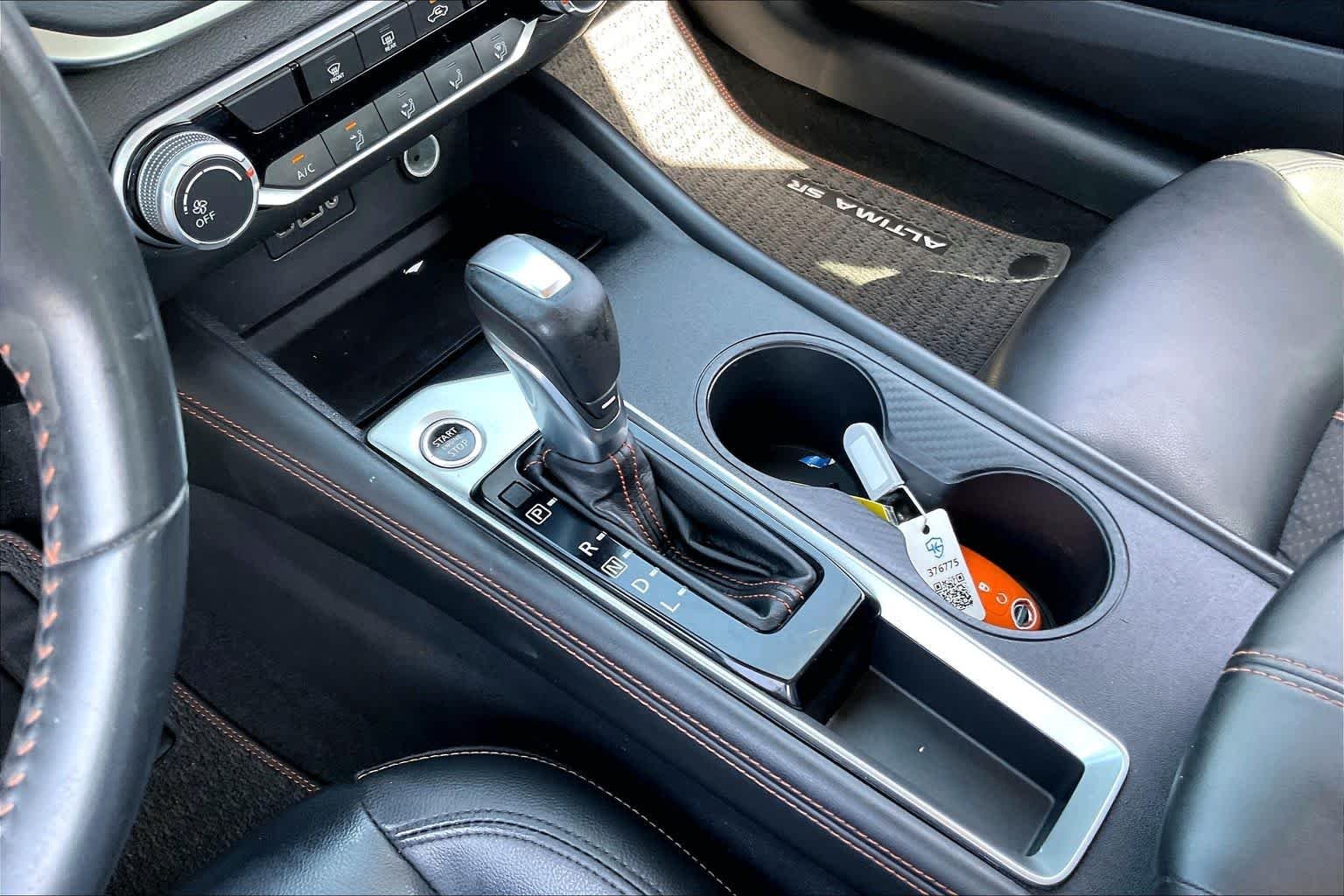 Used 2020 Gun Metallic Nissan 2.5 SR image 15
