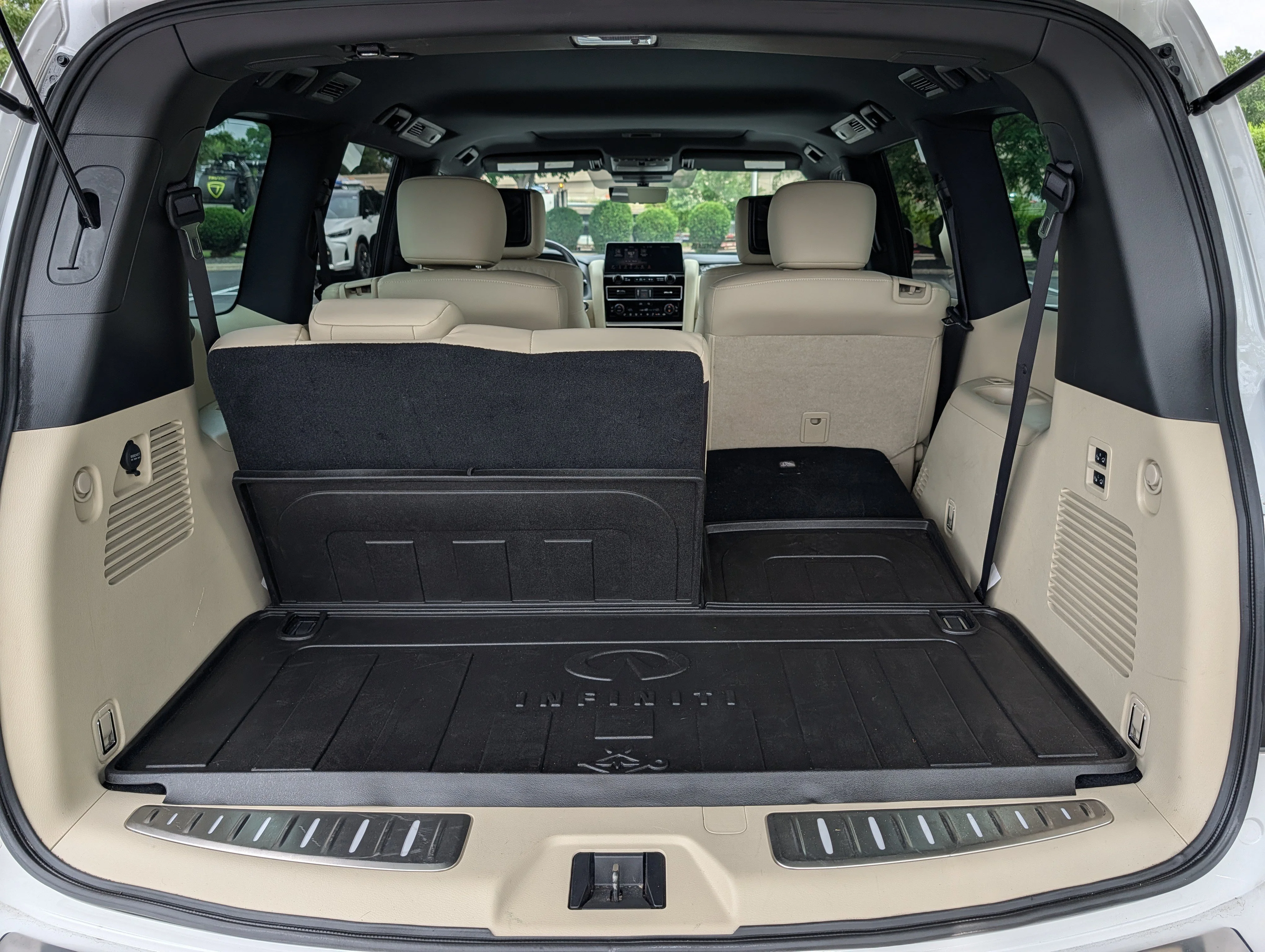Used 2023 Moonstone White INFINITI SENSORY image 18