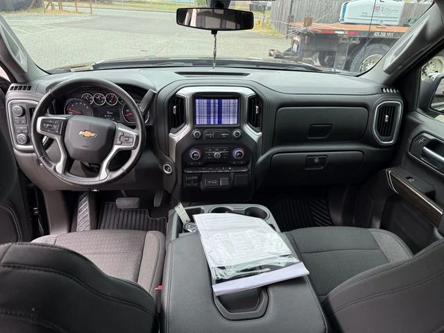 Used 2021 Black Chevrolet LT image 21