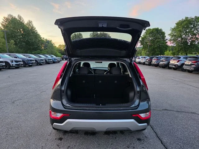 New 2026 Interstellar Gray Kia LX image 9