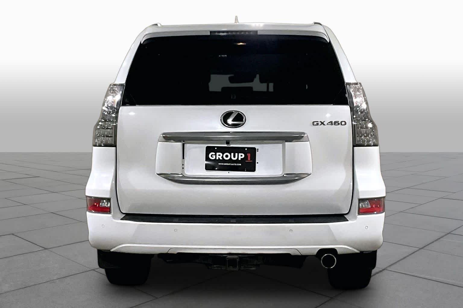 Used 2020 Starfire Pearl Lexus Premium image 4