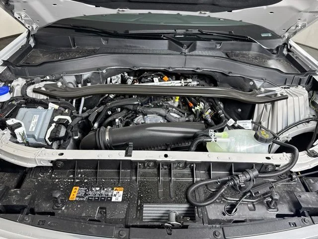 New 2026 Space White Metallic Ford Platinum image 7