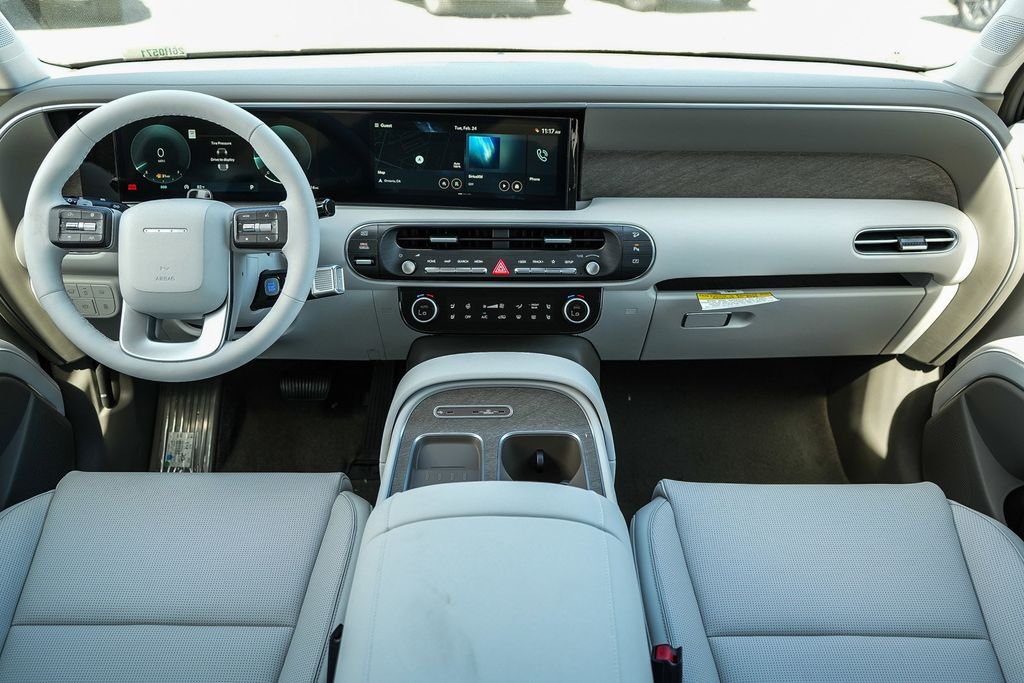 New 2026 Black Hyundai SEL Premium image 13