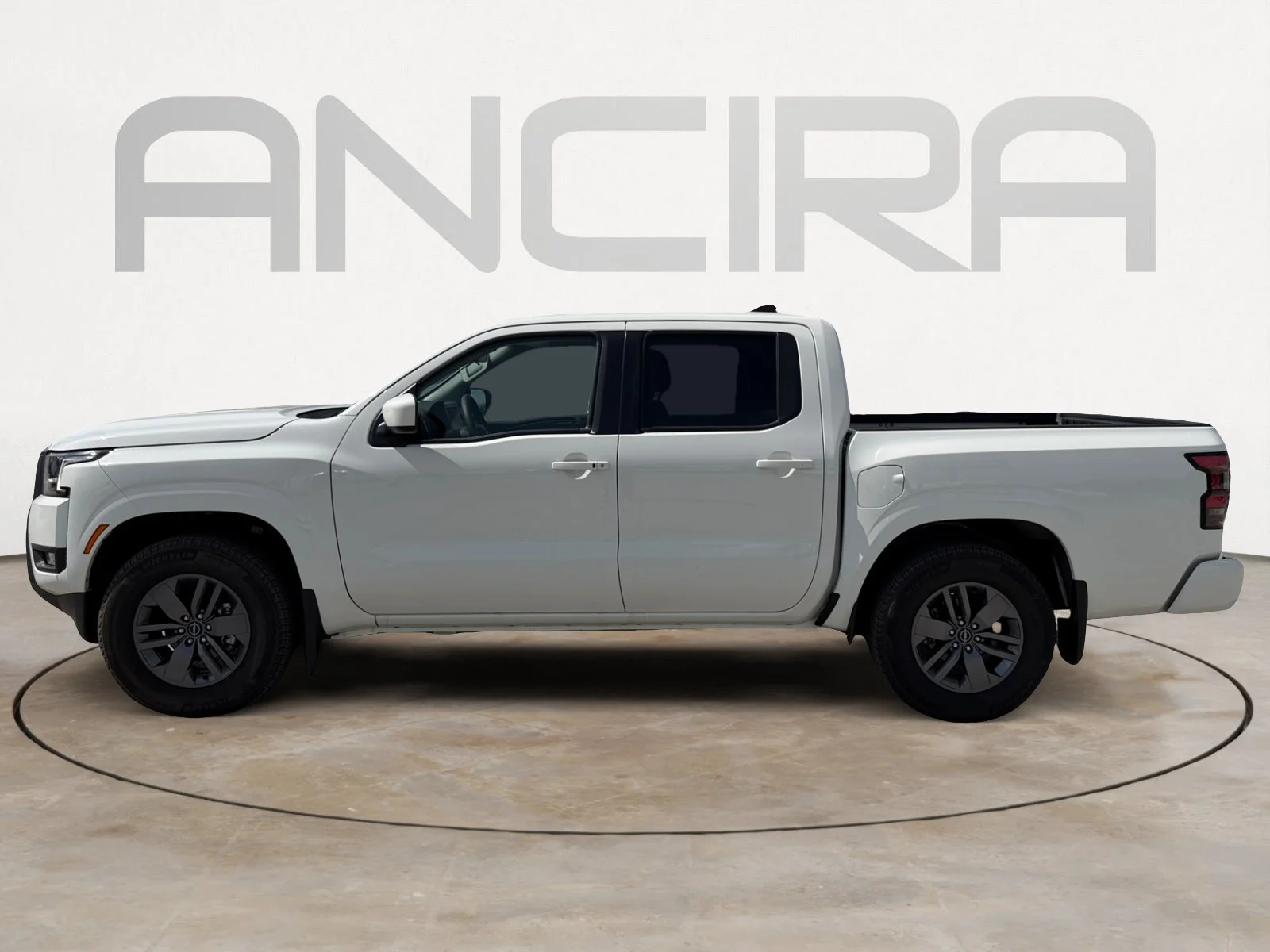 Used 2025 Glacier White Nissan SV image 6
