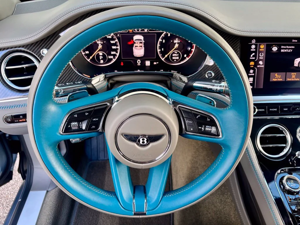 Used 2022 Silver Bentley V8 image 15