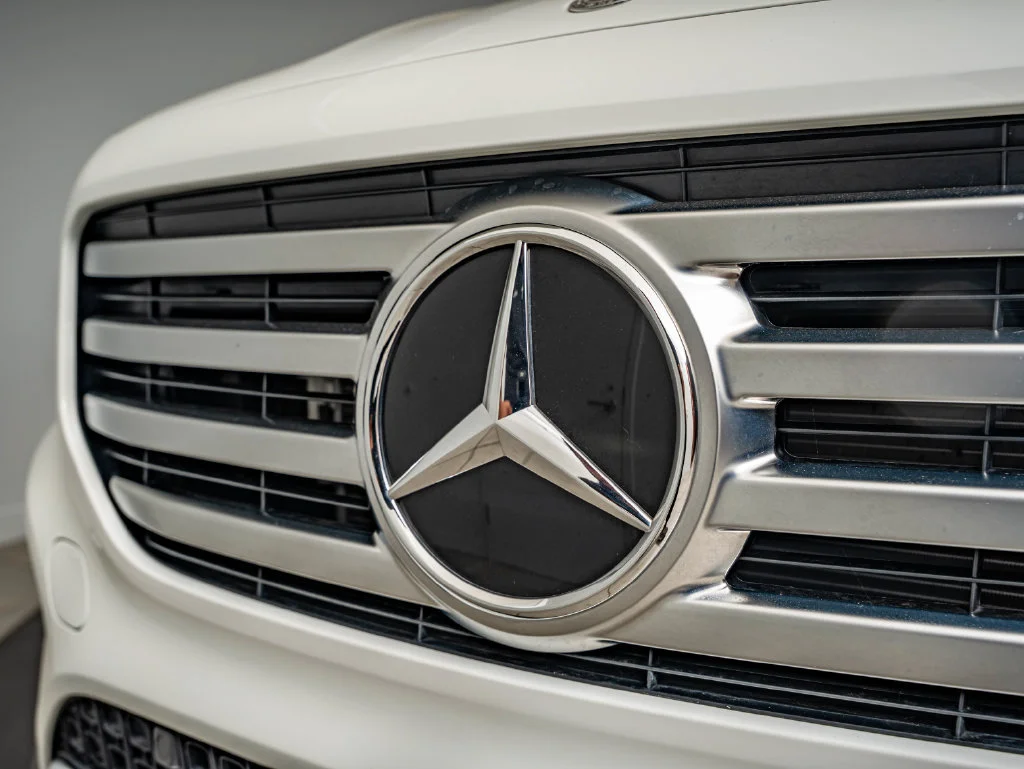 Used 2026 Polar White Mercedes-Benz GLB 250 image 12