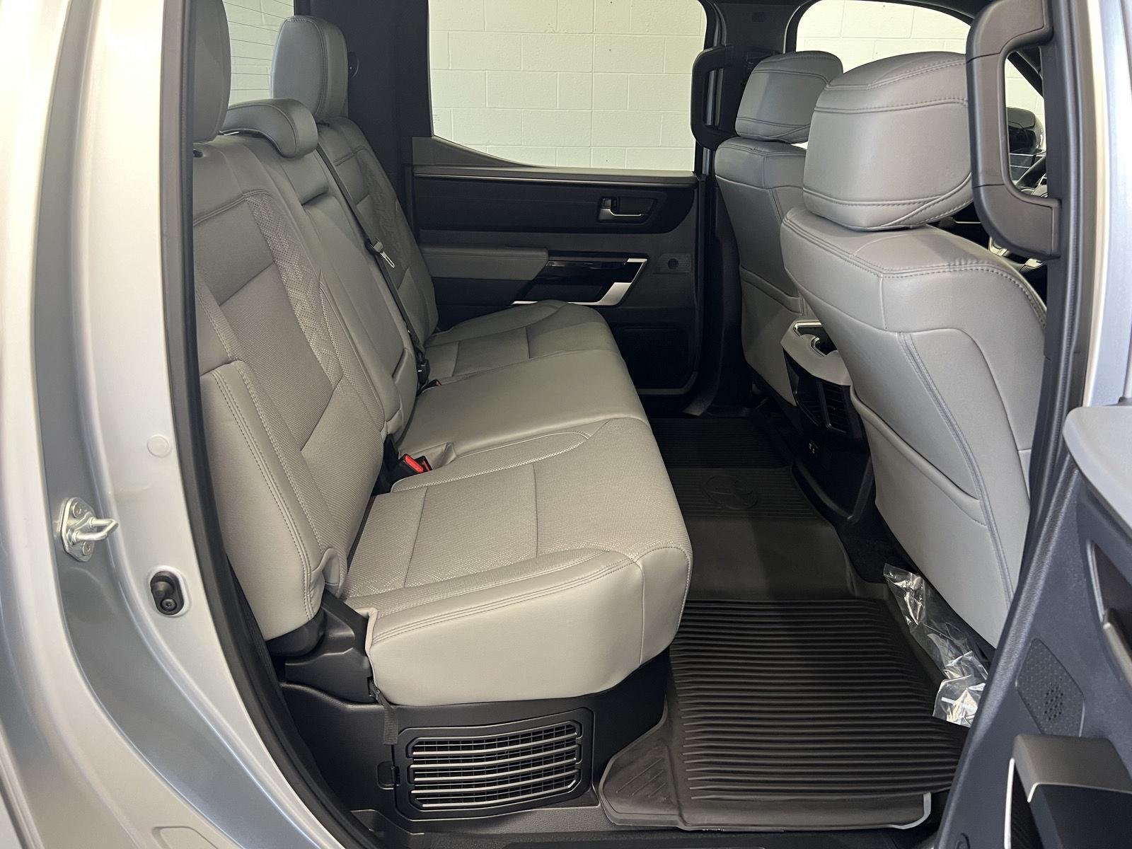 2025 Toyota Tundra Limited - Photo 16