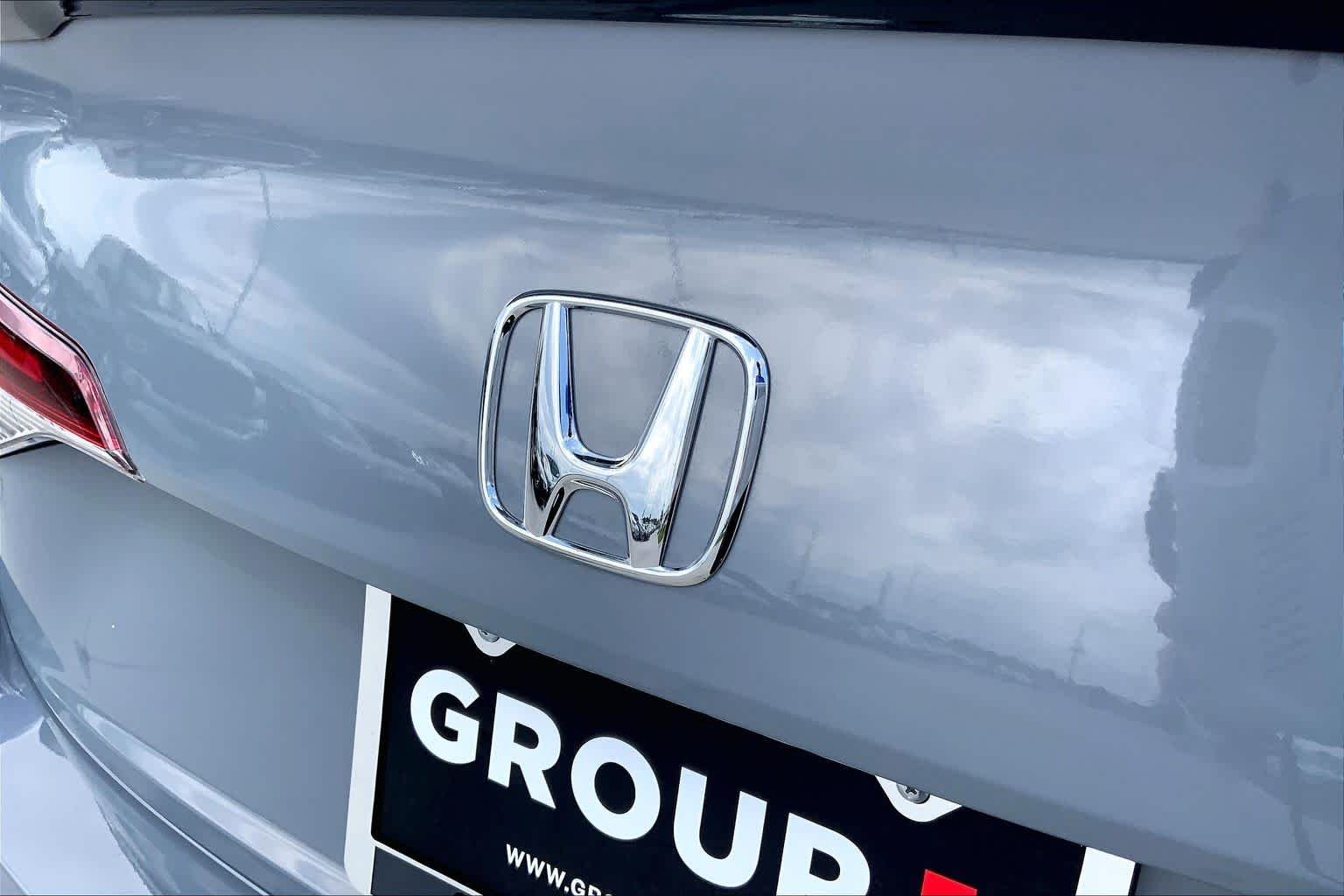 Used 2026 Urban Gray Pearl Honda  image 30