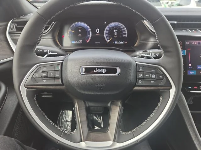 Used 2026 Black Jeep Limited image 26
