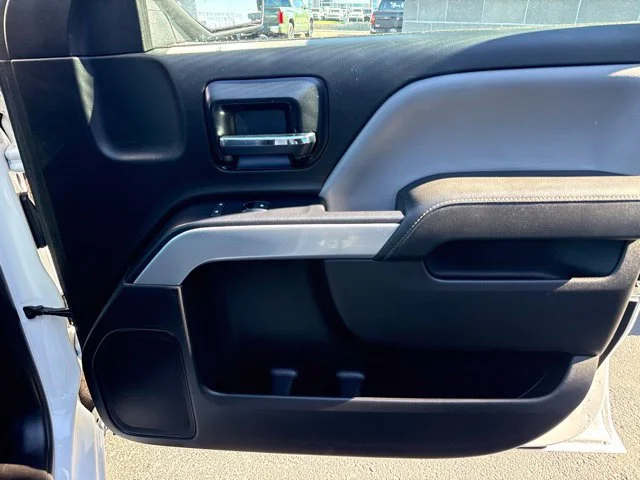 Used 2014 White Chevrolet LT image 12
