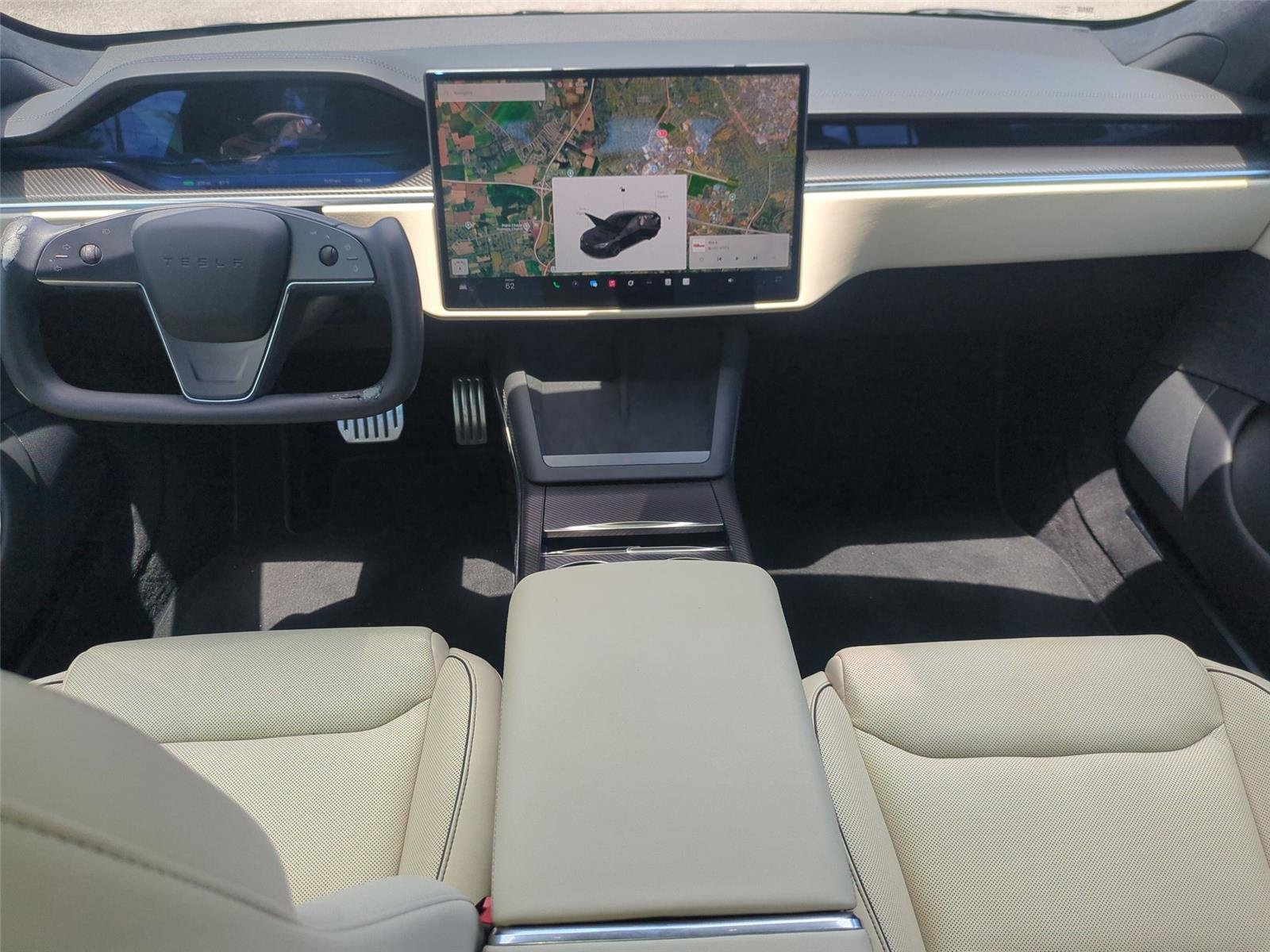 Used 2021 Solid Black Tesla Plaid image 34