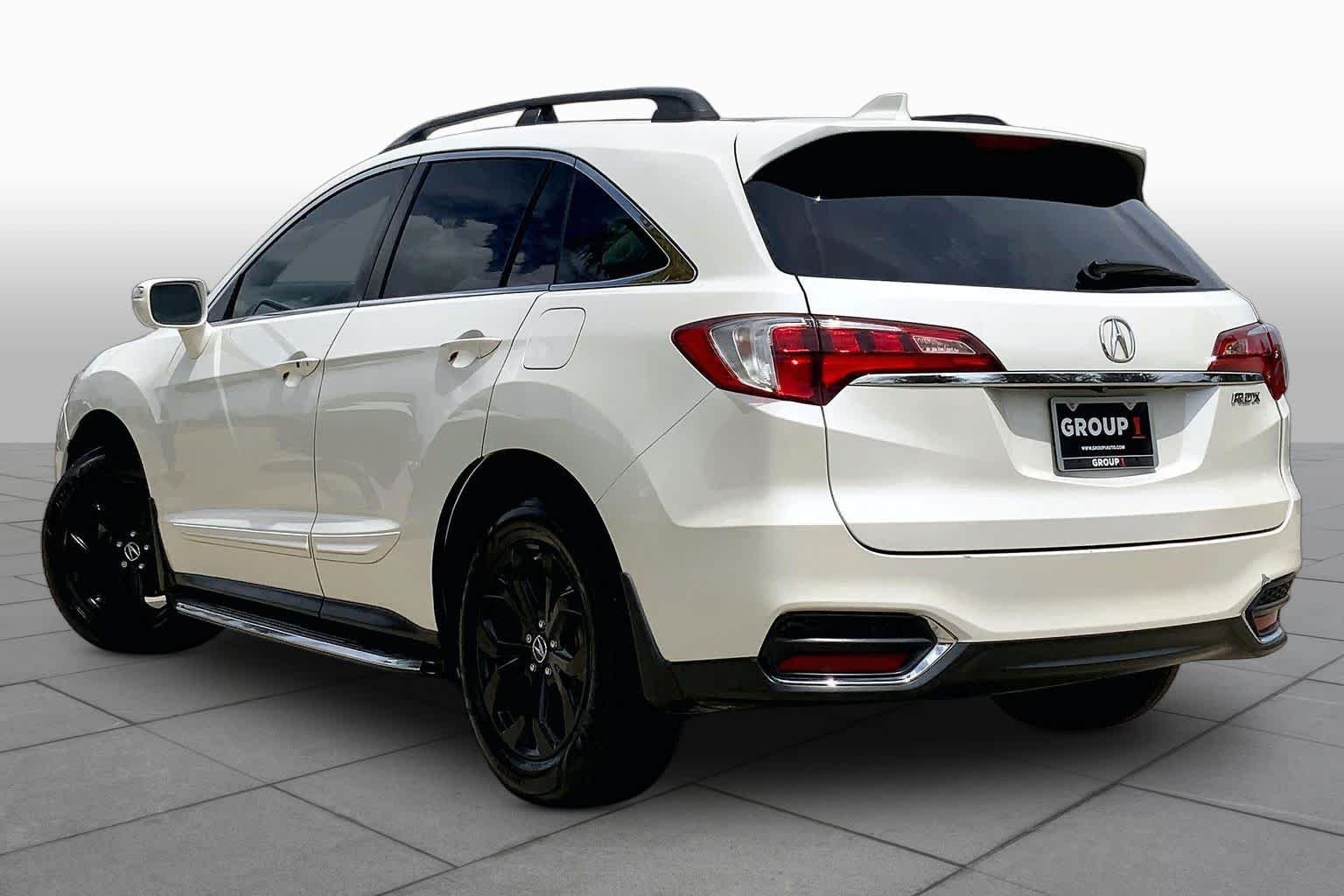 Used 2017 White Diamond Pearl Acura w/Technology Pkg image 12