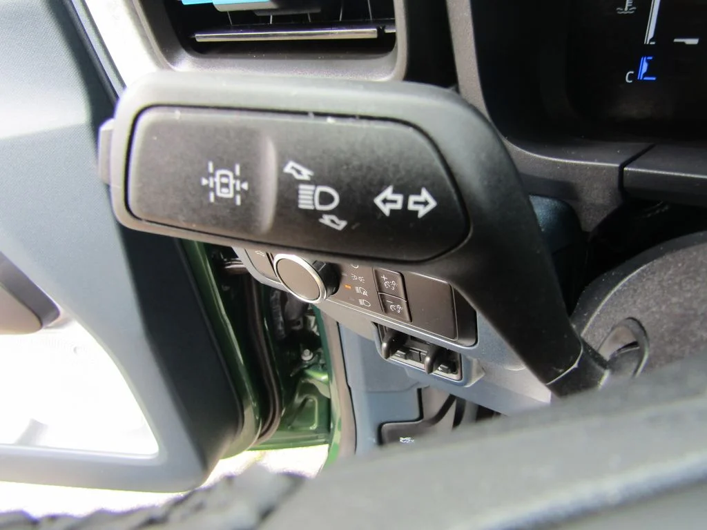 Used 2025 Green Ford XLT image 25