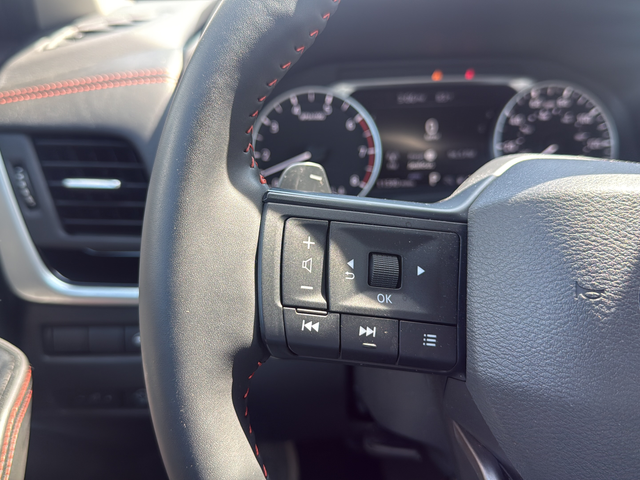 Used 2025 Gray Nissan Rock Creek image 16