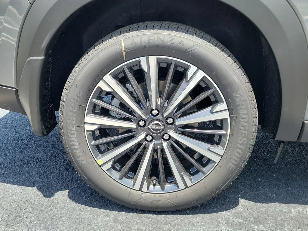New 2026  Nissan Platinum image 8
