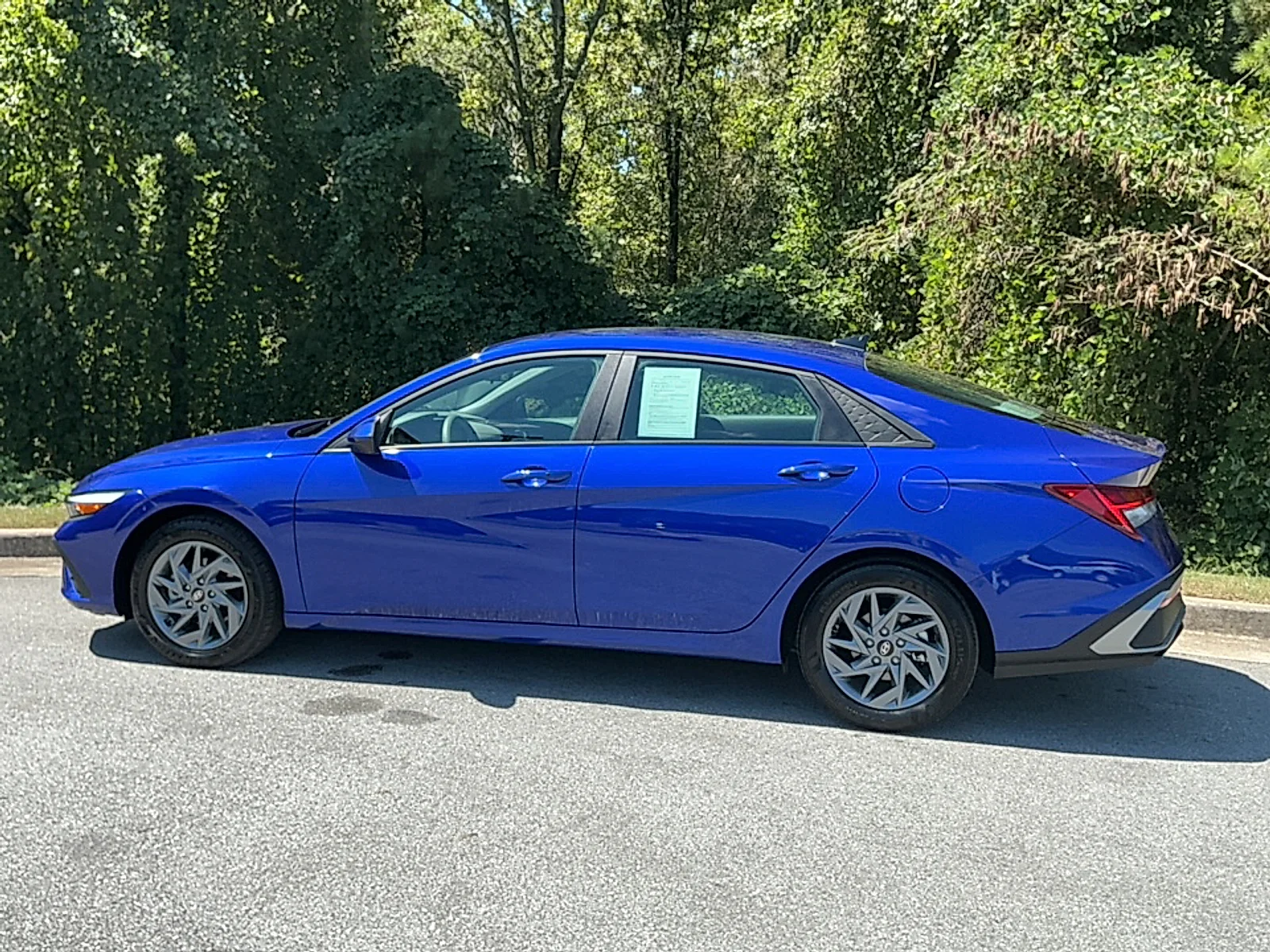 Used 2025 Intense Blue Hyundai Blue image 3