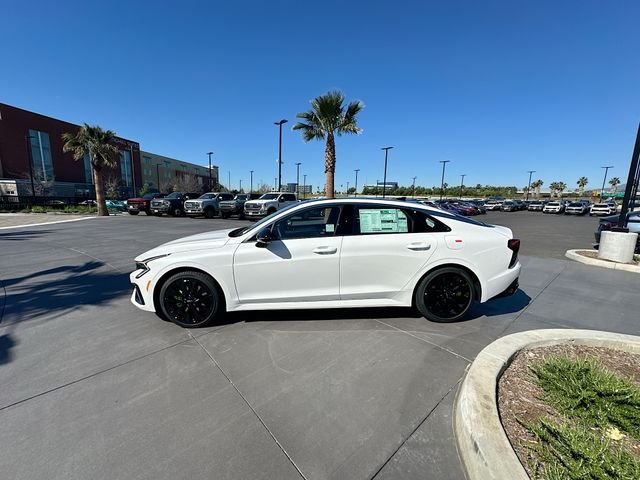 New 2026 Snow White Pearl Kia GT image 4