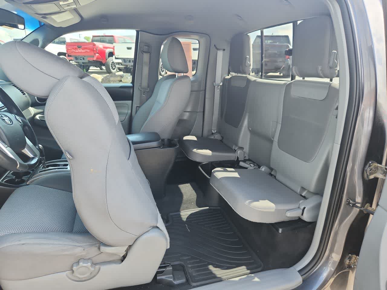Used 2015 Magnetic Gray Metallic Toyota  image 15