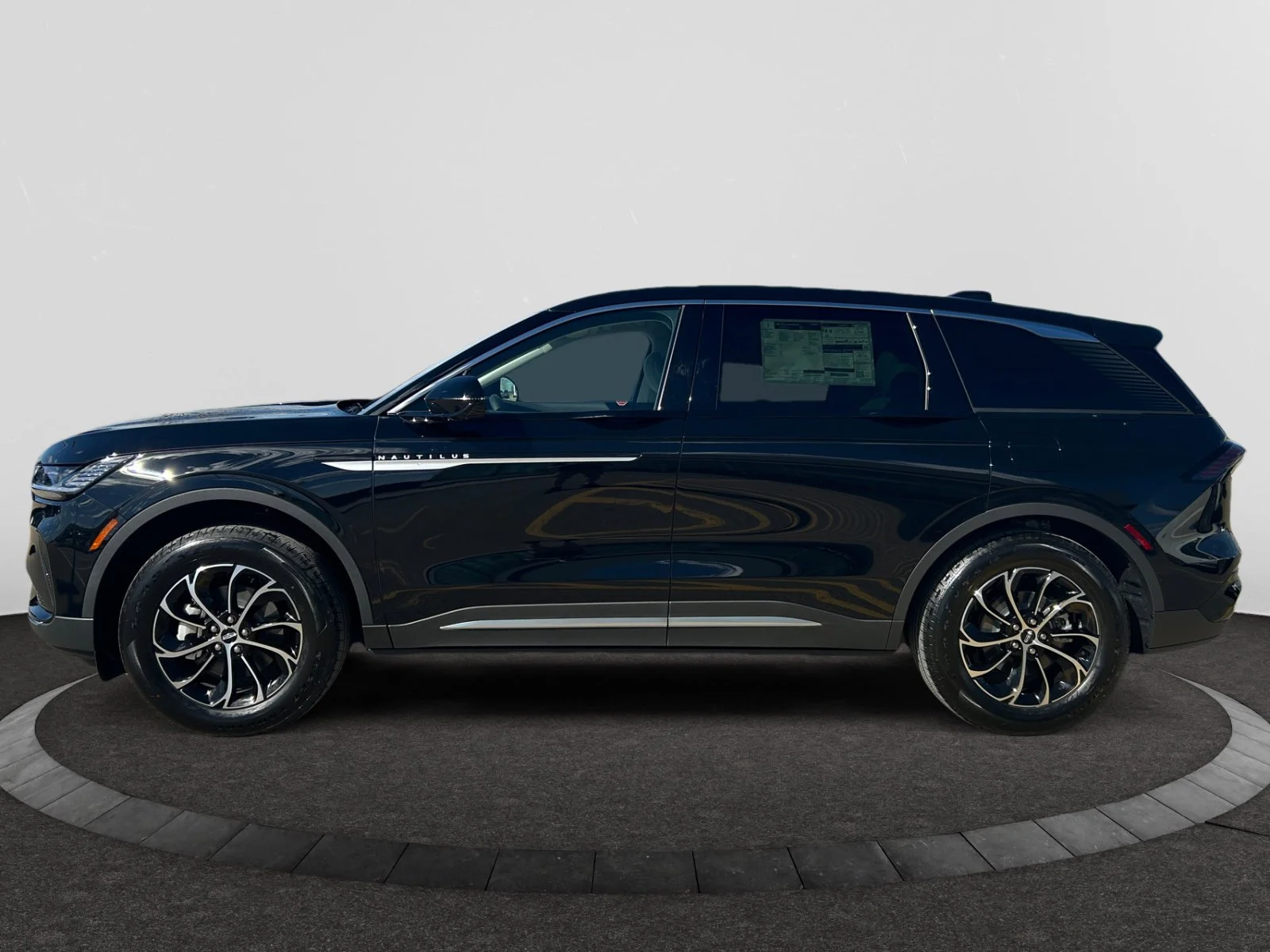 New 2026 Infinite Black Metallic Clearcoat Lincoln Premiere image 2
