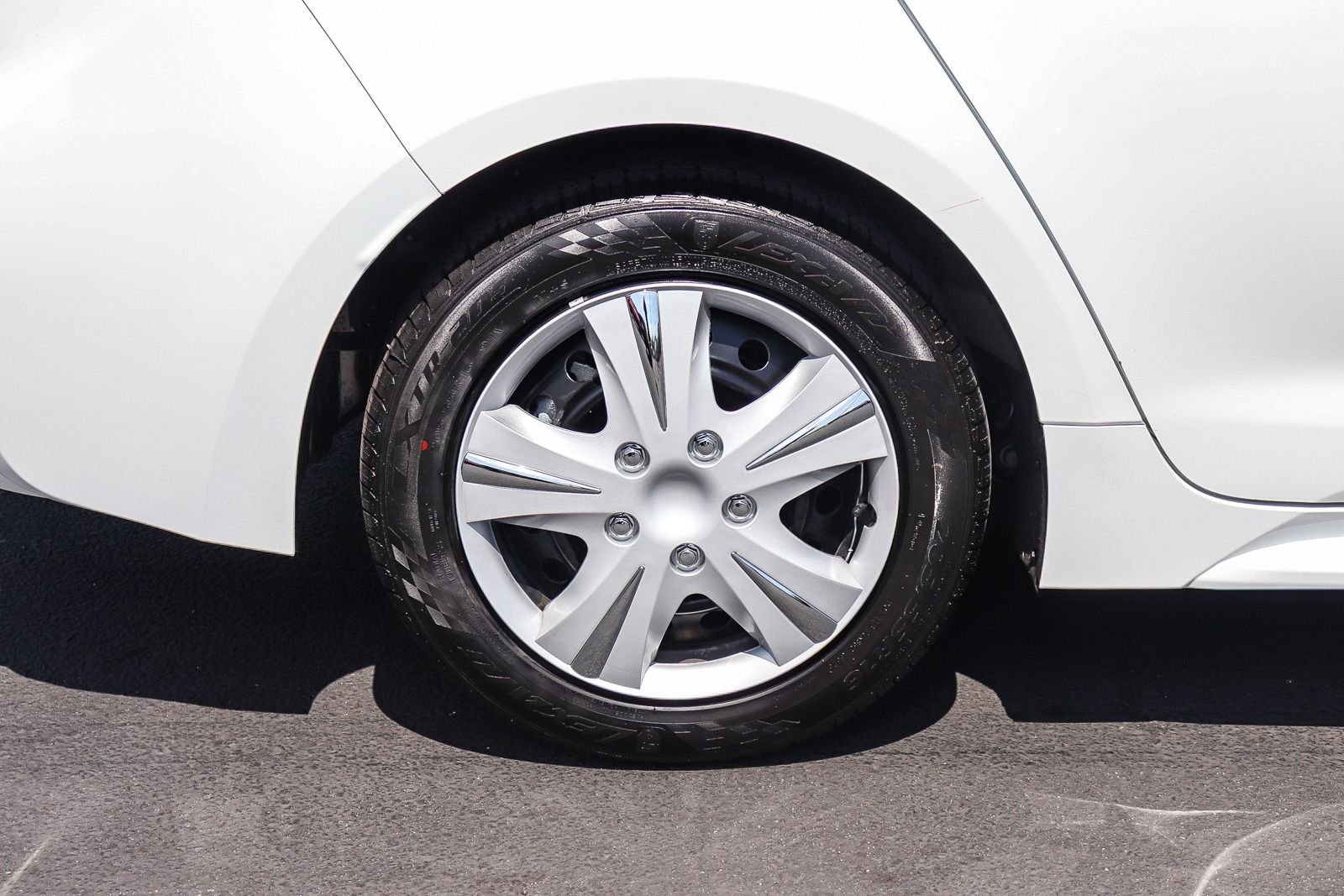 Certified Used 2024 Ice Toyota LE image 8