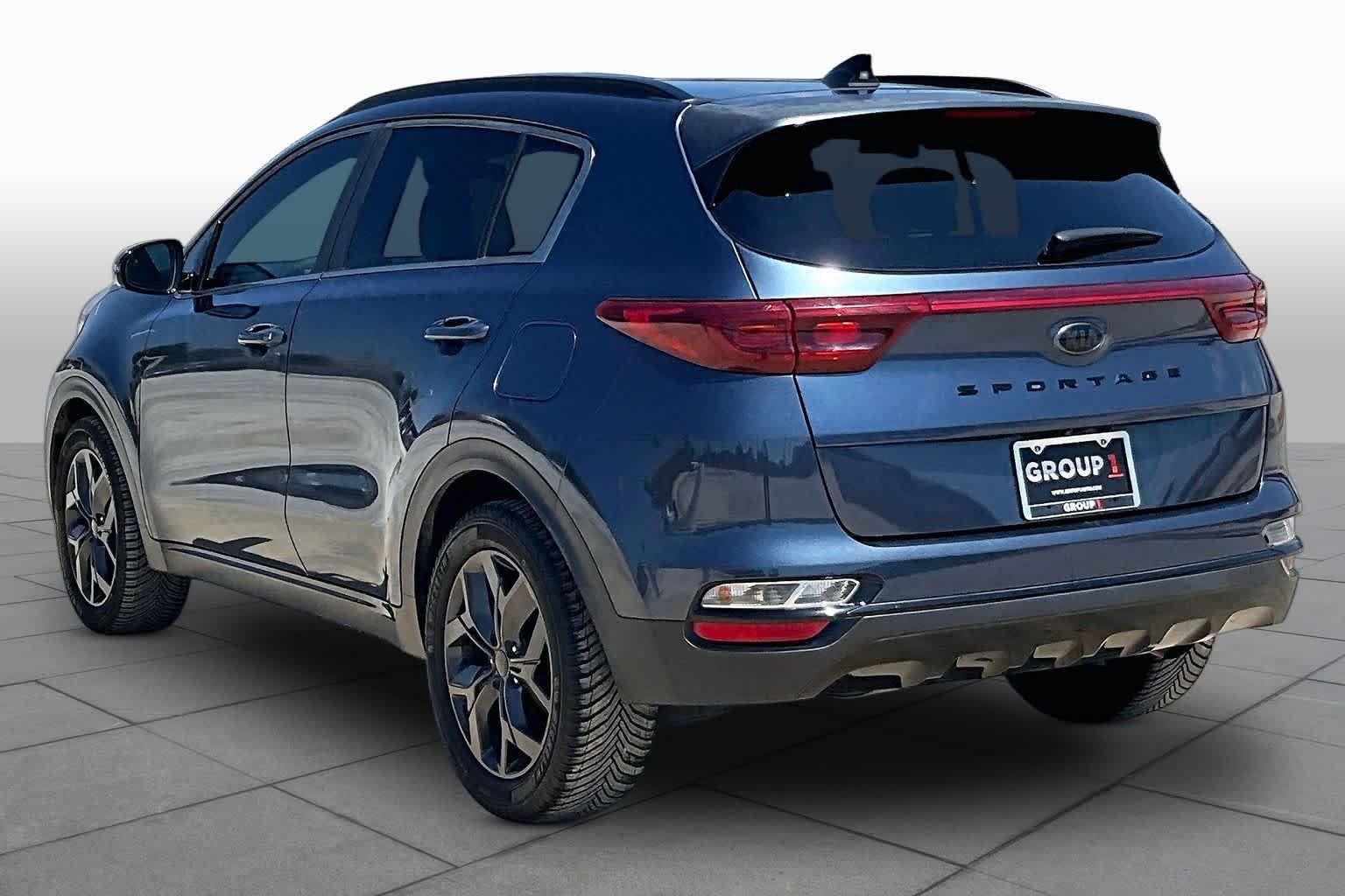 Used 2021 Pacific Blue Kia S image 11