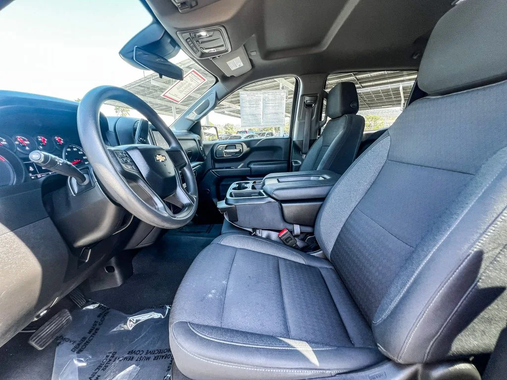 Used 2024 Black Chevrolet Custom image 16