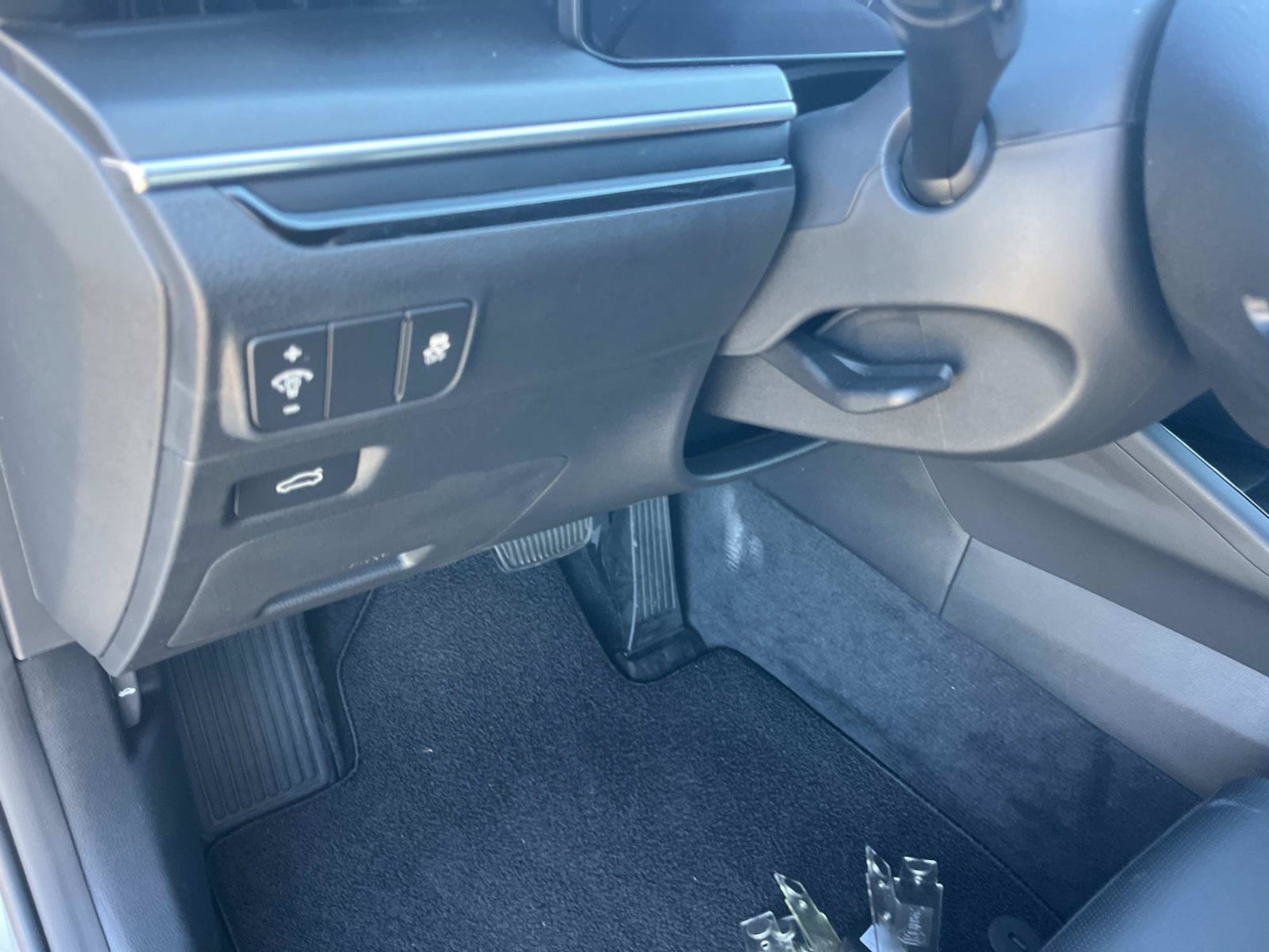 New 2026 Wolf Gray Kia GT-Line image 21