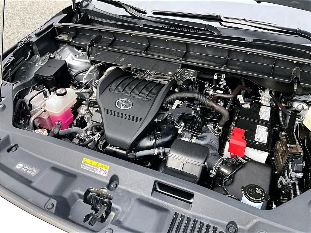 Used 2025 Silver Toyota XLE image 36