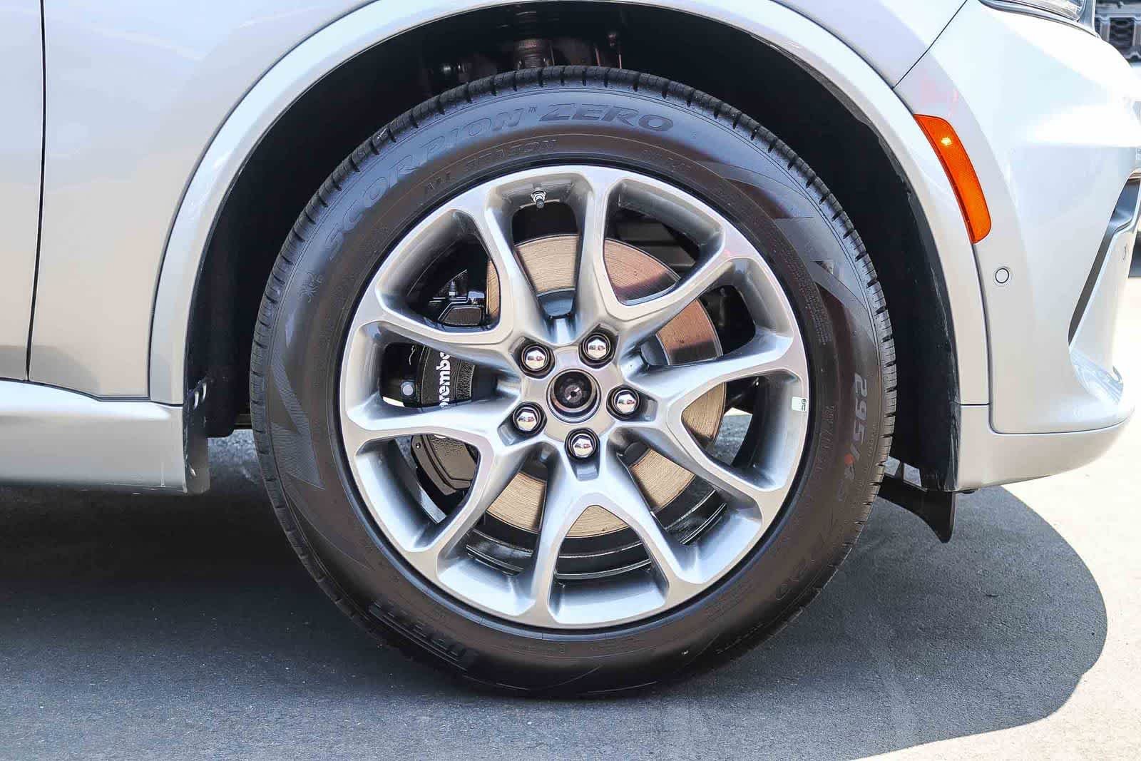 New 2026 Triple Nickel Exterior Paint Dodge GT Premium HEMI V8 image 10