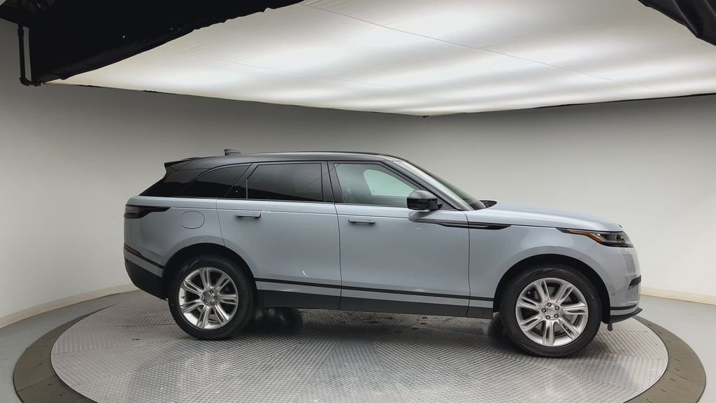 New 2026 Arroios Grey Land Rover S image 9